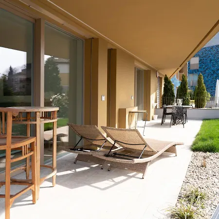 Apartment Serviced By De Charme Laveno-Mombello