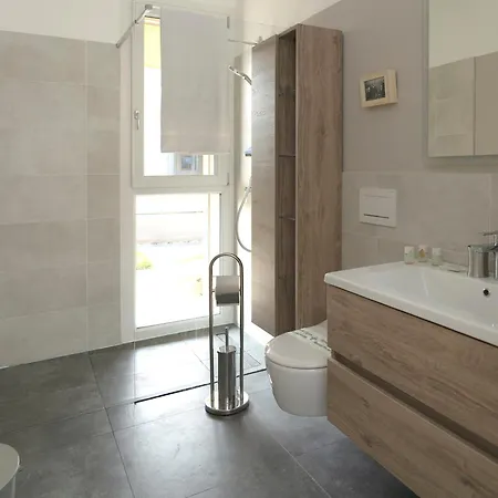 Apartment Serviced By De Charme *