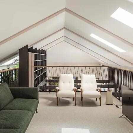 Apartment Serviced By De Charme Laveno-Mombello