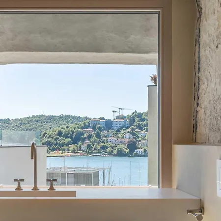 Apartment Serviced By De Charme Laveno-Mombello
