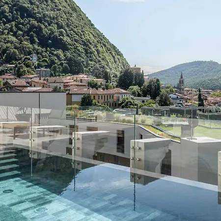 Serviced By De Charme * Laveno-Mombello